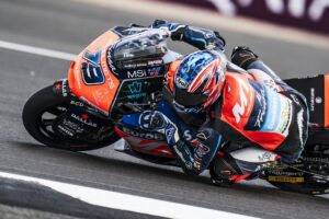 Moto2: Ogura assume liderança do campeonato após vitória thumbnail