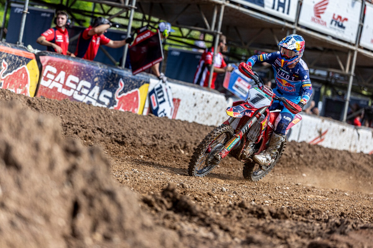 MXGP: Jorge Prado vence na China e assume a posição de lider thumbnail