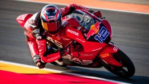 Moto3: Estreante Roulstone assina por mais um ano com a Tech3 thumbnail