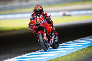 MotoGP, Japão TL2: Bagnaia à frente de Acosta… Martin sétimo thumbnail