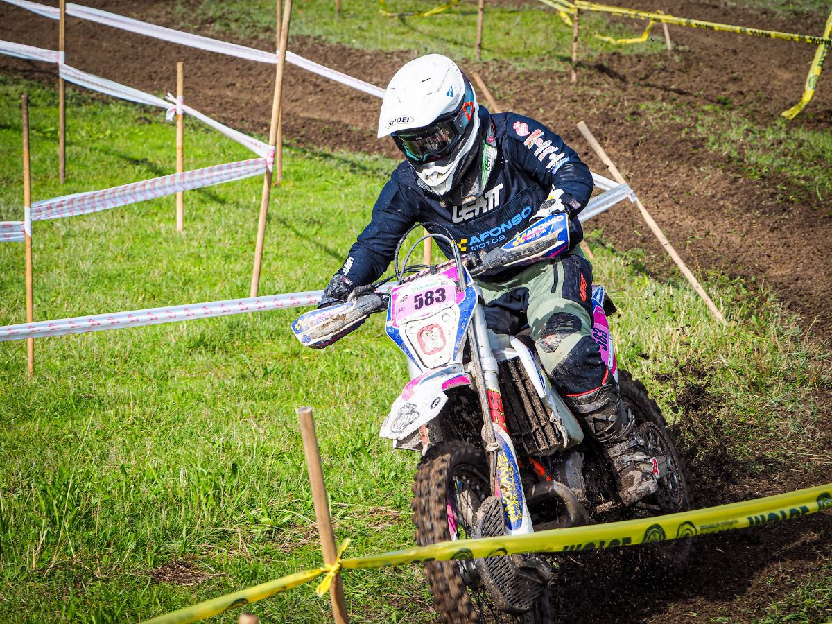 CN Enduro Sprint: Mariana Afonso garante pódio em Viana do Castelo thumbnail