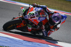 WSBK: TL2, Michael Rinaldi fecha o dia em P1 com três Ducati no Top 3; Ivo Lopes 25º thumbnail