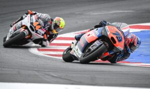 Moto2, Tailândia: Pole crucial de Ogura thumbnail