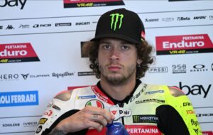 MotoGP, Marco Bezzecchi (P3) ‘Não foi um bom dia. Mas foi uma boa sessão’ thumbnail