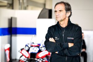 MotoGP, Davide Brivio ‘Ansiosos por Barcelona;apontar ter um fim de semana bom’’ thumbnail