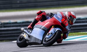 Moto2, Malásia TL1: Gonzalez de regresso ao topo thumbnail