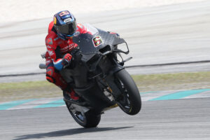 MotoGP: Honda testou em Jerez com Stefan Bradl thumbnail