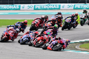 MotoGP: Conheça os horários da última ronda do campeonato de 2024, em Barcelona! thumbnail