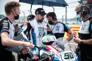 WSBK, Eugene Laverty: “Será uma honra treinar campeões mundiais na Yamaha” thumbnail