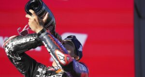 MotoGP: As cores da Alpine nas motos Yamaha da Pramac thumbnail