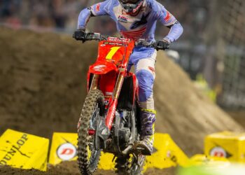 AMA Supercross: De volta ao topo! Jett Lawrence ‘feliz por estar na frente’