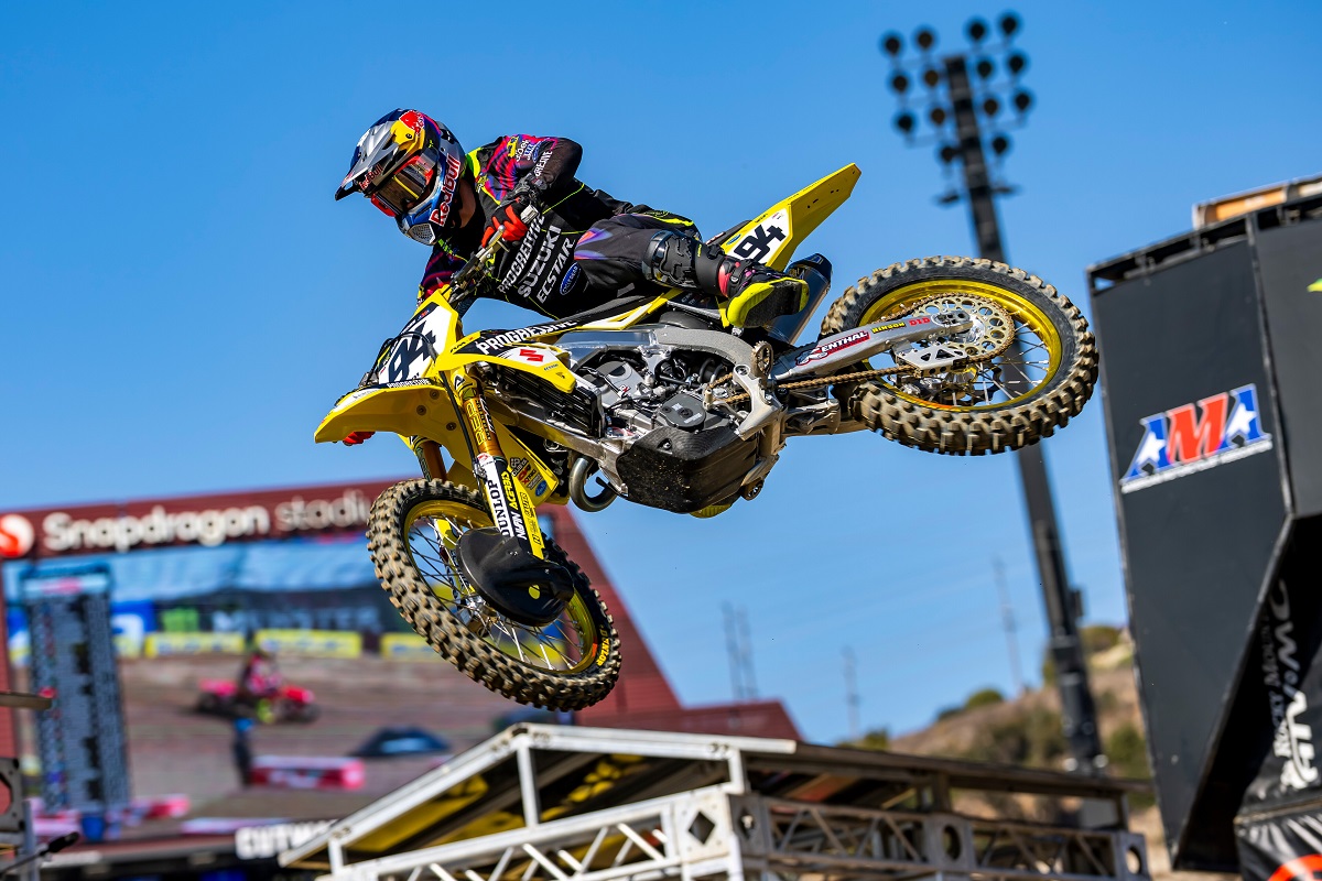 AMA Supercross Mr. Consistency, Ken Roczen exemplar nas primeiras duas rondas thumbnail