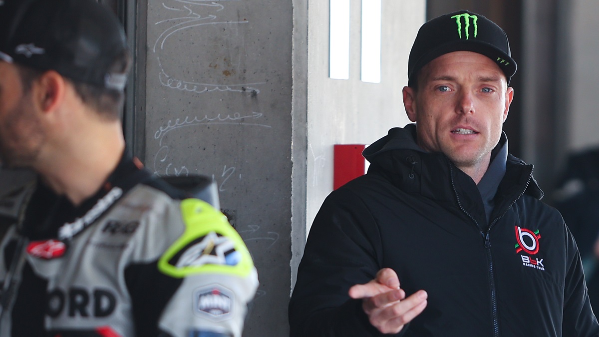 WSBK: Alex Lowes fecha segundo dia de testes chuvoso no topo! thumbnail