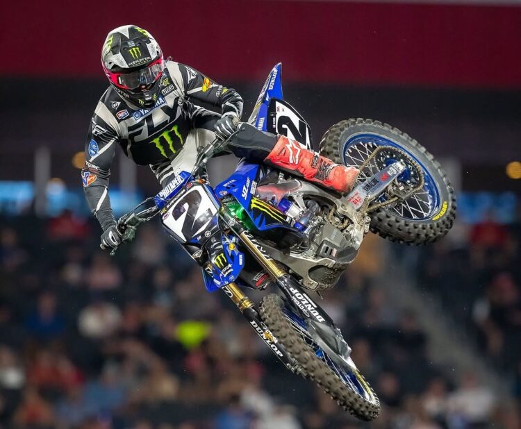 AMA Supercross: “Trânsito” complicou a vida a Cooper Webb