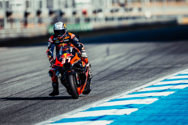 MotoGP: Número 1 da KTM? Pedro Acosta acaba testes como o piloto mais rápido