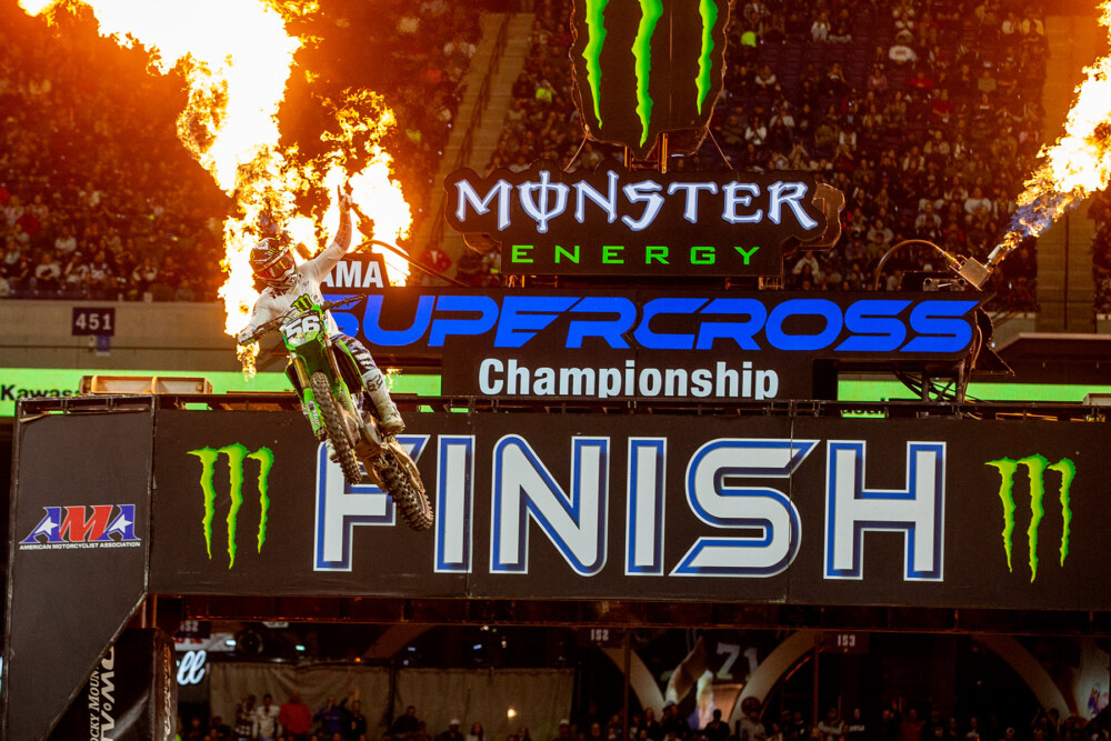 AMA Supercross 250: Seth Hammaker vence o East/West Showdown thumbnail