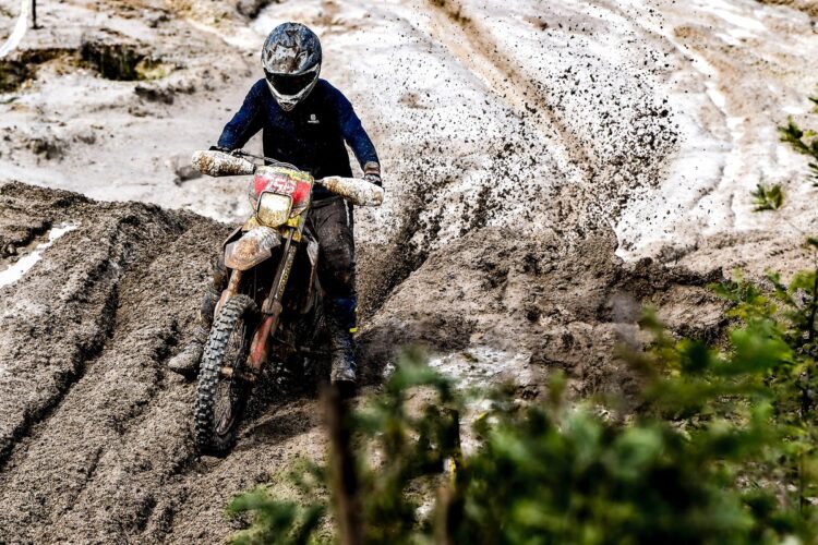 CN Enduro: Domingos Cunha a 30s do pódio na Lousã