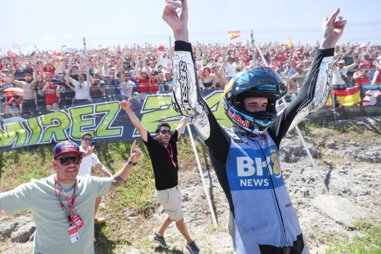 MotoGP: Alex Márquez ‘Quando vi o Marc a despistar-se na curva oito. Eu disse: “Hoje é o teu dia”’