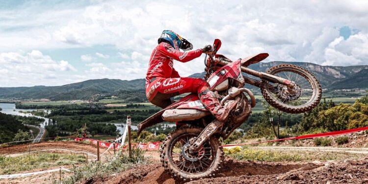 EnduroGP: Andrea Verona vence GP de Espanha
