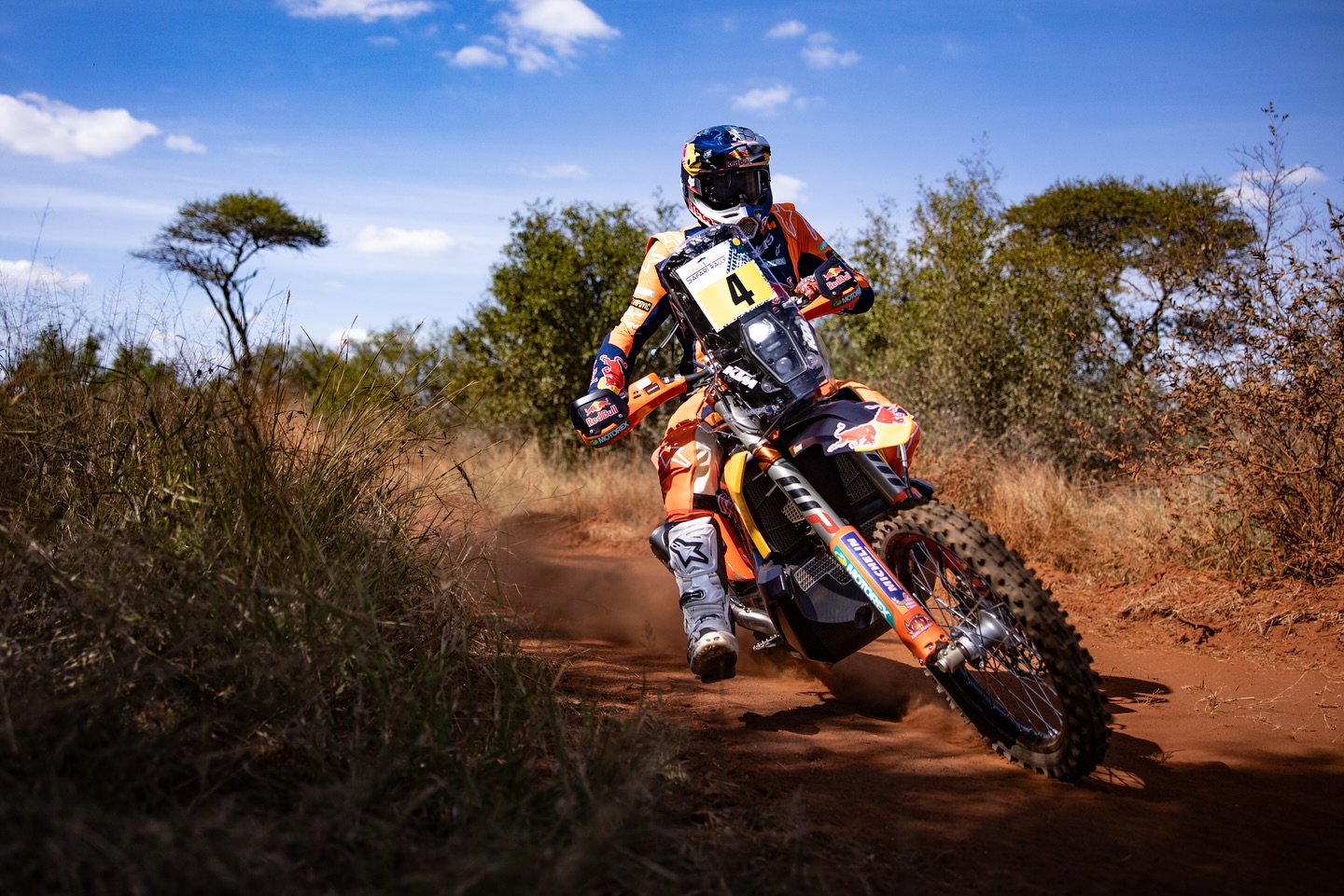 TT: Sanders vence o prólogo do Safari Rally na África do Sul thumbnail