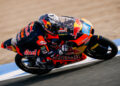Moto3, GP França: Rueda vence em última volta louca
