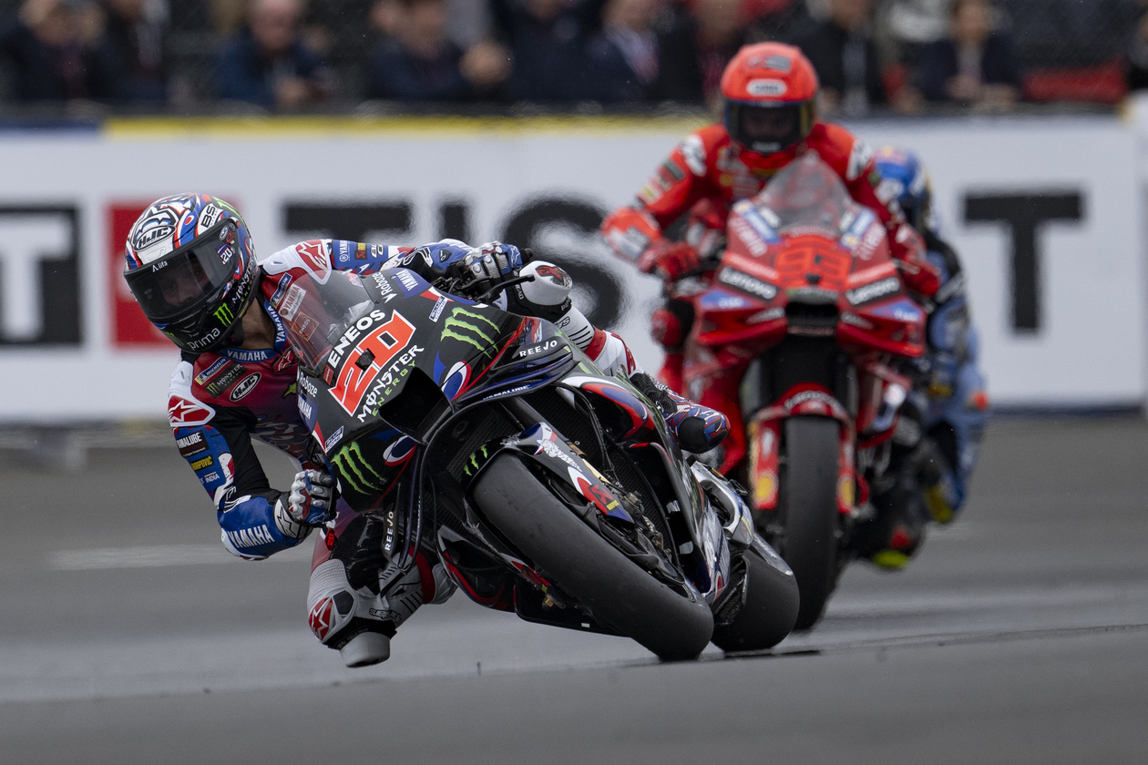 MotoGP: Quartararo penalizado por desobedecer às ordens dos fiscais de pista thumbnail