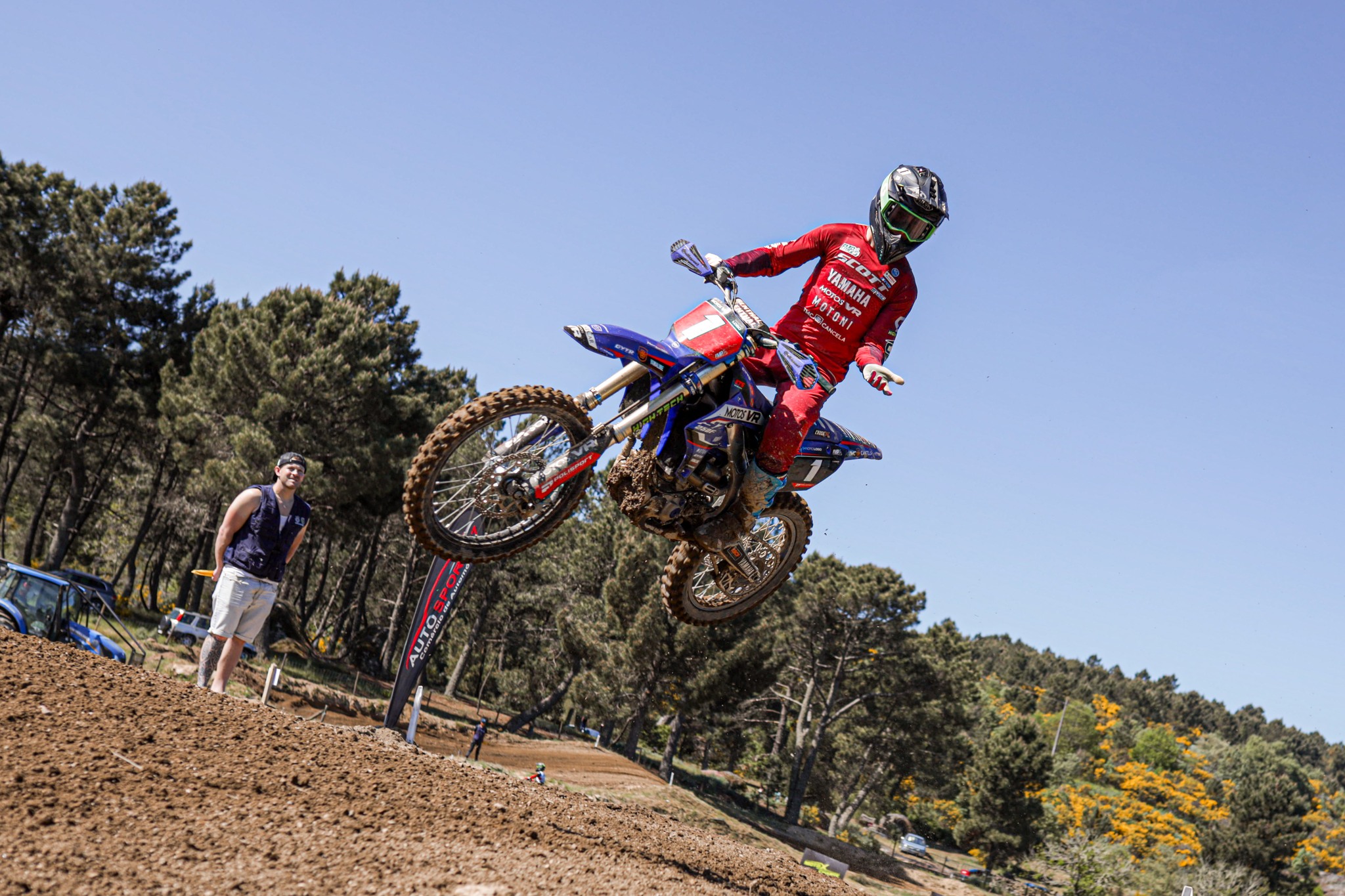 CN Motocross: Penúltima jornada decorreu em Fernão Joanes e continuamos sem campeões thumbnail
