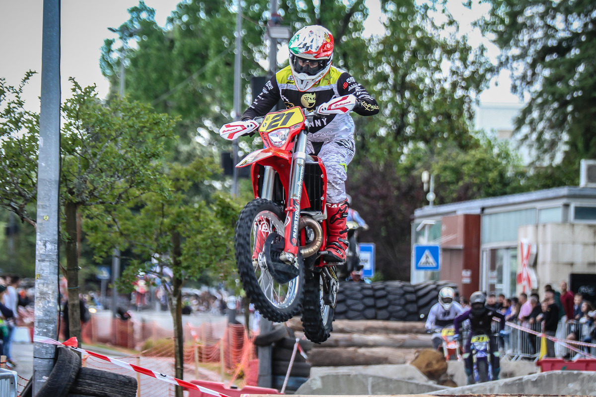 CN Super Enduro: Integrado no Penafiel Racing Fest esta sexta-feira thumbnail