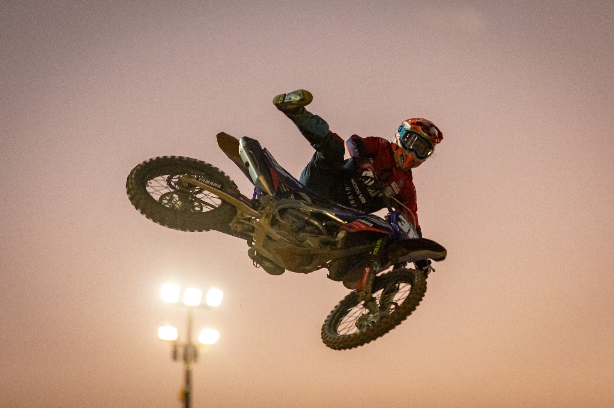 CN SX: Festa do Supercross começa em Lustosa thumbnail