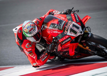 WSBK, Misano FP3: Bulega voa com Toprak como a sua sombra