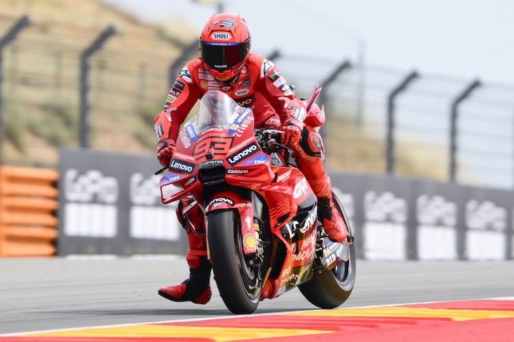 "Incrível! Marc Márquez Desafia Limites e Conquista Pole Histórica na MotoGP de Aragão!" #ÚltimasNotícias #Portugal "Incrível! Marc Márquez Desafia Limites e Conquista Pole Histórica na MotoGP de Aragão!" #ÚltimasNotícias #Portugal