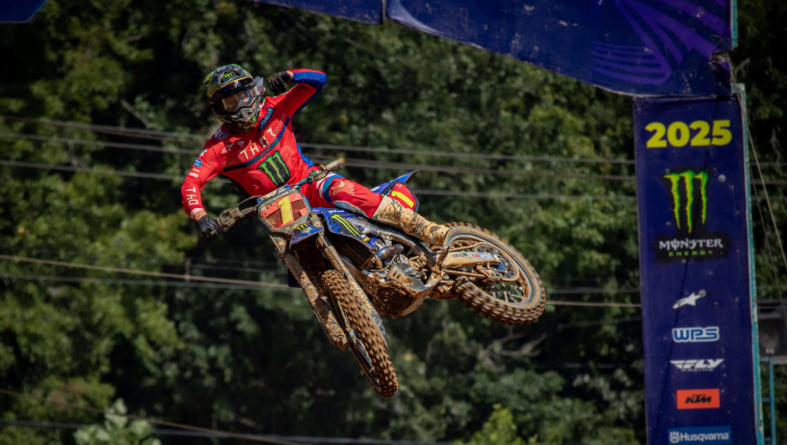 AMA Pro Motocross: Haiden Deegan (Yamaha) vence e é campeão das 250cc thumbnail