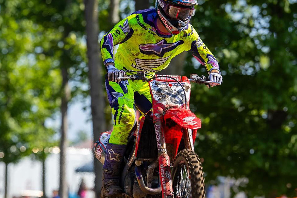 AMA Pro Motocross 450: Hunter Lawrence estreia-se a vencer o Ironman thumbnail